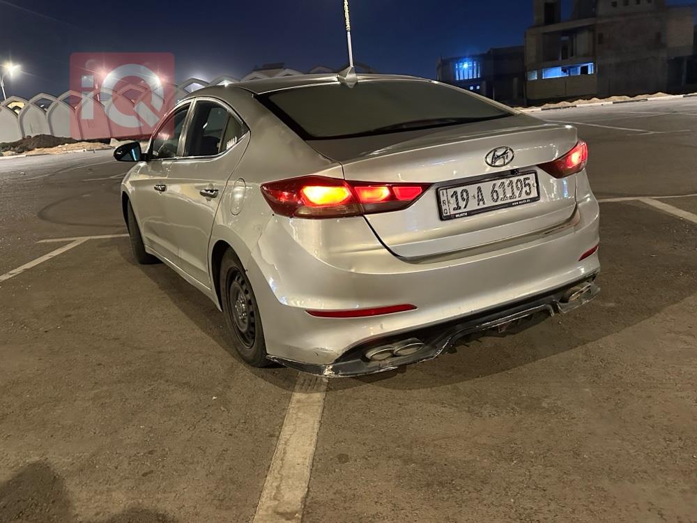 هيونداي النترا